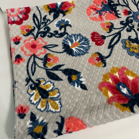 Floral Lepore towel set - Picture 3 of 6